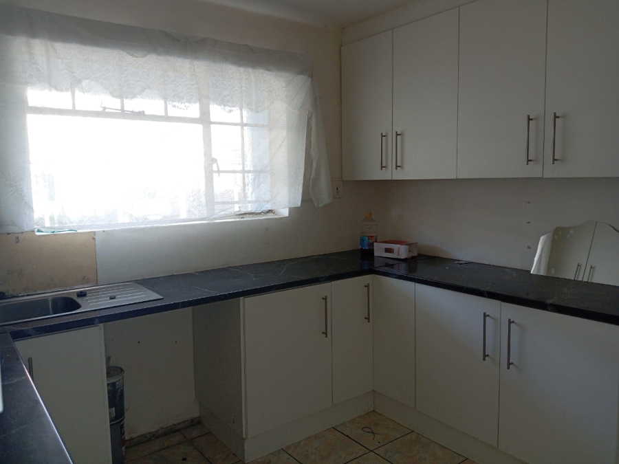 2 Bedroom Property for Sale in Gelvan Park Eastern Cape